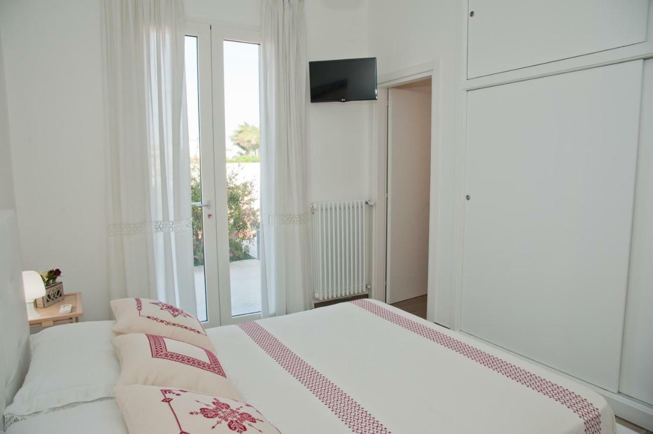 Li Curti B&B Melissano Exteriör bild